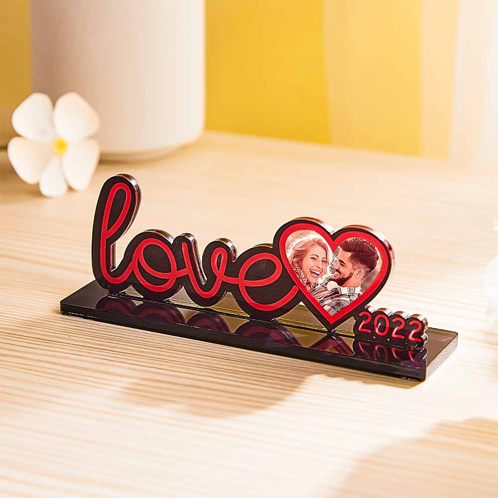 Kundenspezifische Liebes-fotorahmen-plakette Herzförmige Acrylplakette Gedenkgeschenk